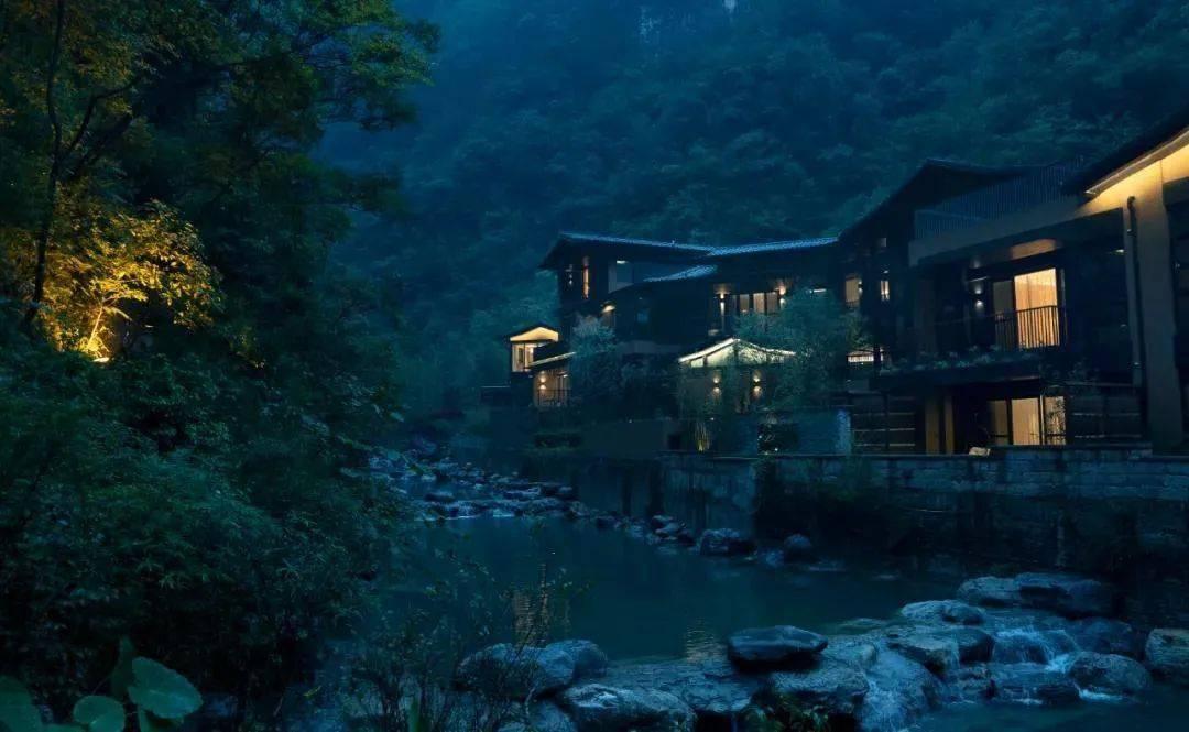 小红帽的冒险之旅